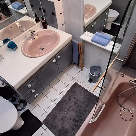 Charmante Maison Au Calme بيت للعطل